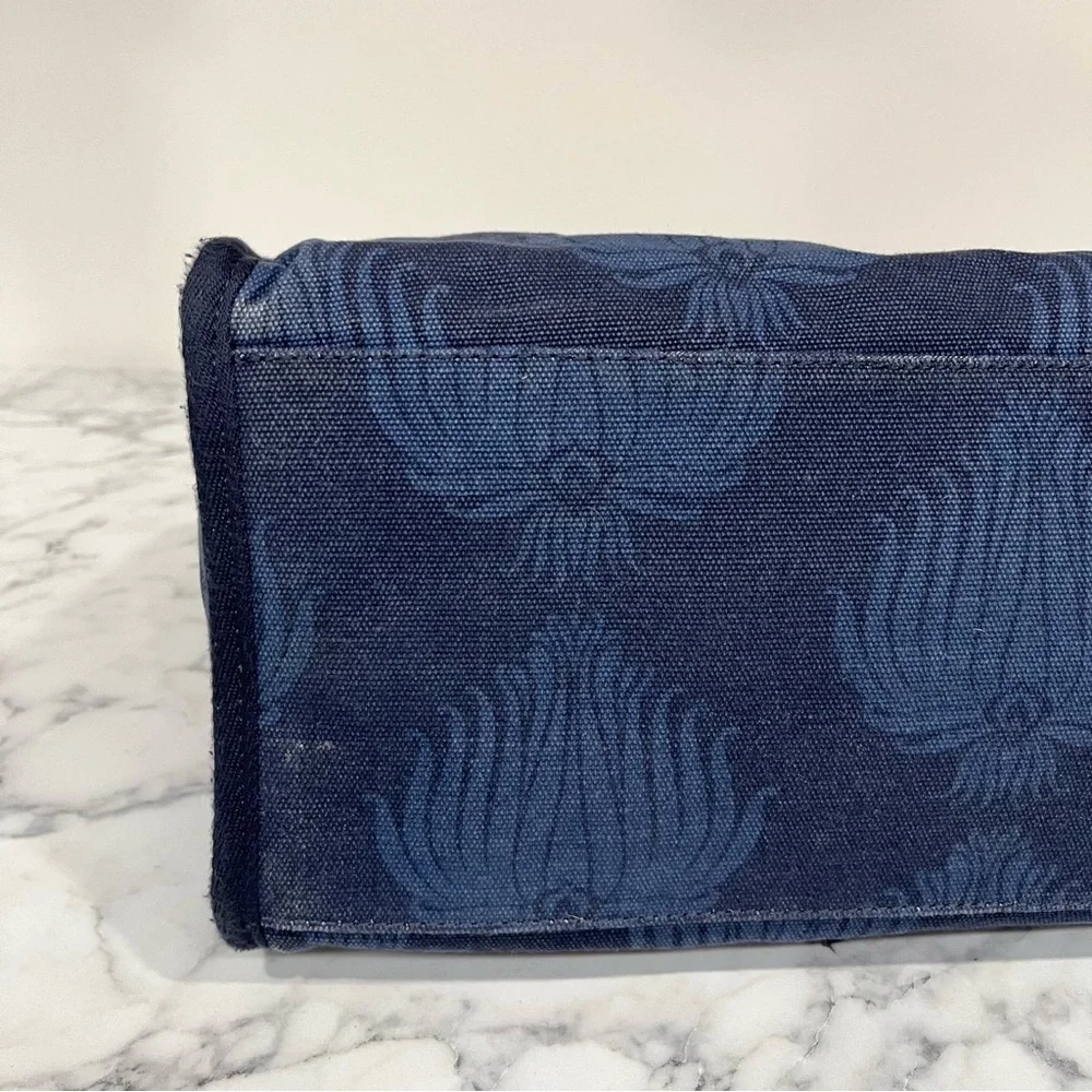 Pottery Barn Kids preppy canvas diaper tote navy blue leather straps initial 